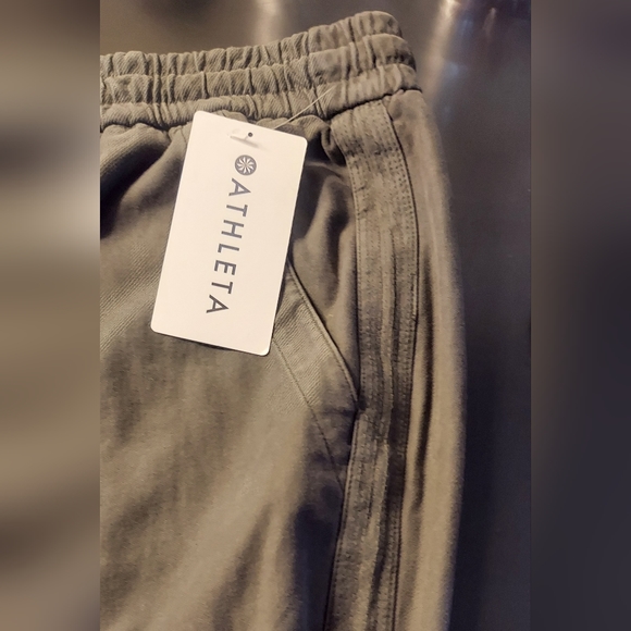 *Athleta Farallon jogger 26, cygr color, organic cotton, NWT - Picture 4 of 16